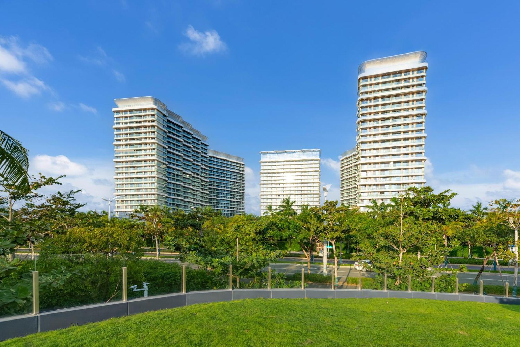 Puhai Sea View Apt By Hailan Tour At Sanya Yazhou Bay#Only 100 Meters To Beach And Sea Swimming Area 외부 사진